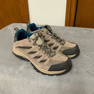 Columbia, tan outdoor shoes.